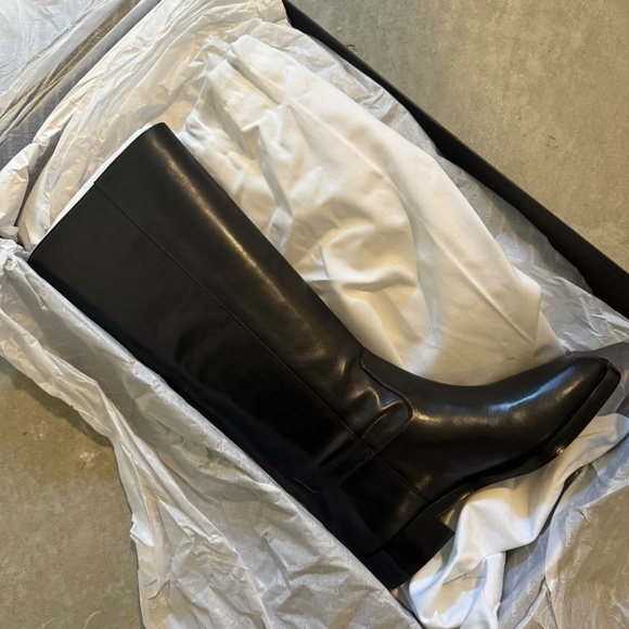 Larroude Anne Boots - Picture 4 of 5